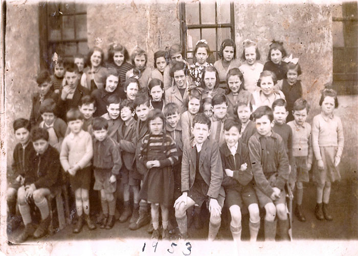 pupils 1953 700